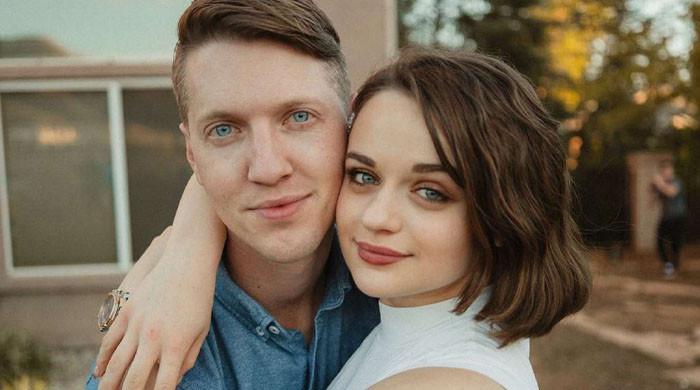 Joey King celebrates first “legal” wedding anniversary with Steven Piet