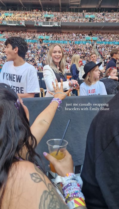 Emily Blunt casually swaps bracelets amid Taylor Swifts Wembley concert