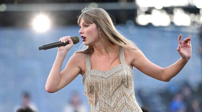 Taylor Swift makes ‘Florida’ debut at London ‘Eras Tour’ with a surprise