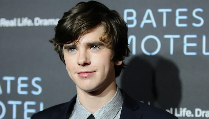 “The Good Doctors”: Freddie Highmore books first appearance for thriller series