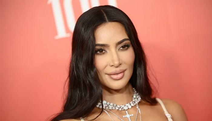 Kim Kardashian becomes soccer mom as kids plan to set her up on date