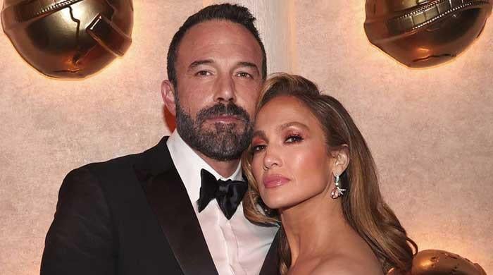 Jennifer Lopez was â€ ̃left behind' after months of â€ ̃torture' from Ben Affleck