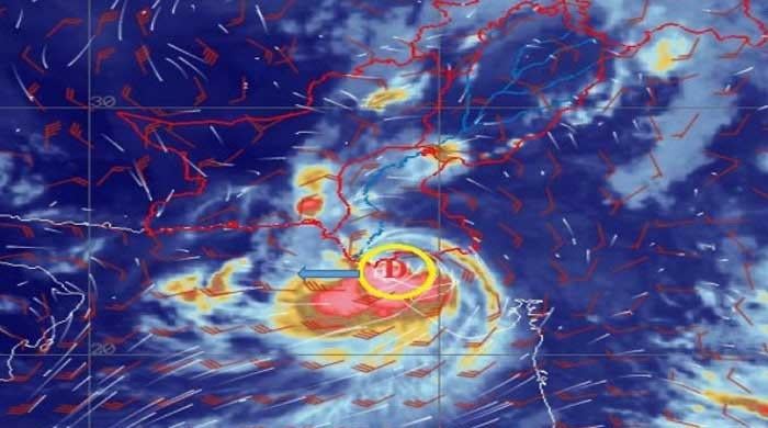 Karachiites urged to avoid ‘unnecessary movement’ amid heavy rain forecast Dtrends