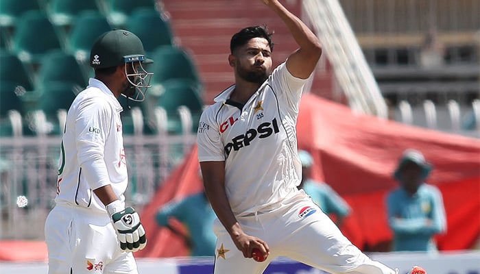 Pakistani pacer Khurram Shahzad in action during day three of the second Test between Pakistan and Bangladesh at Rawalpindi Cricket Stadium on September 1, 2024. — PCB