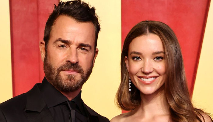 Justin Theroux shares first snap of fiance Nicole Brydon Bloom