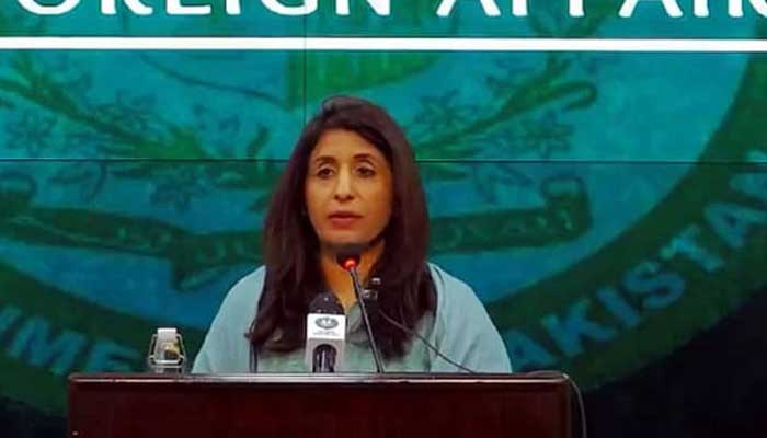 Foreign Office spokesperson Mumtaz Zahra Baloch briefing the press in Islamabad in an undated picture. — APP/File