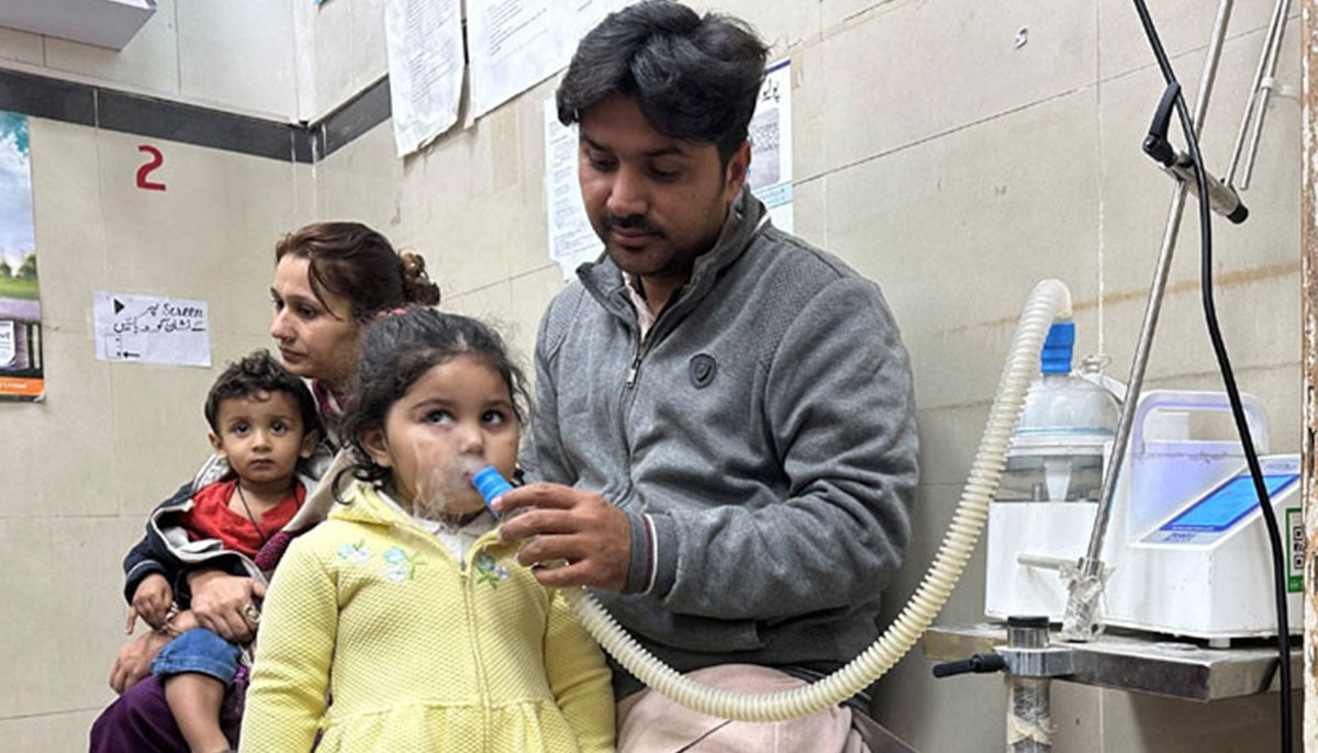 Sick children fill wards of a hospital in Lahore following soaring air pollution. — Reuters/File