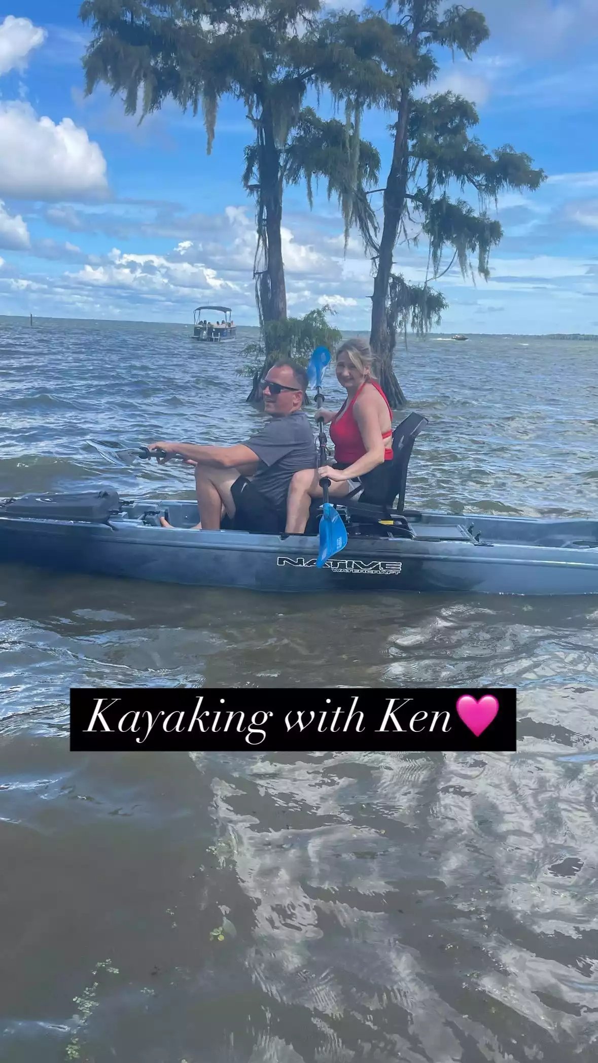 Gypsy-Rose Blanchard dons racy red swimsuit for kayaking with boyfriend Ken Urker