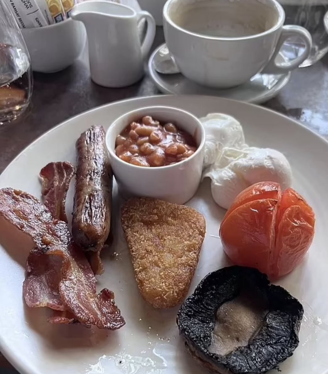 Gordon Ramsay slammed over expensive ‘motorway service station breakfast