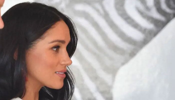 Meghan Markle is drowning in isolated waters