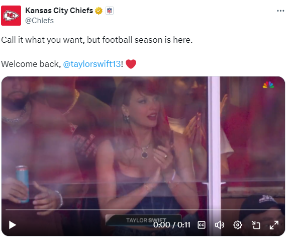 Taylor Swift receives warm welcome by Chiefs amid football season