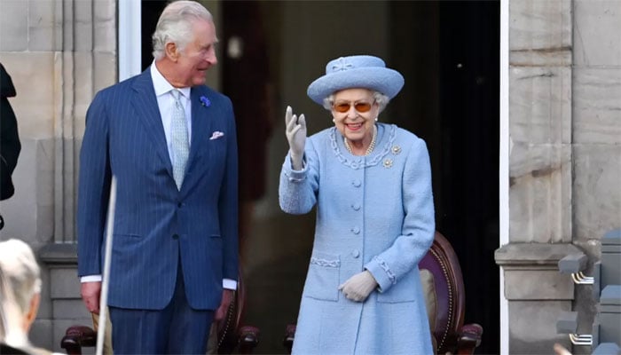 Royal expert makes shocking revelations about Queen Elizabeth on 2nd death anniversary