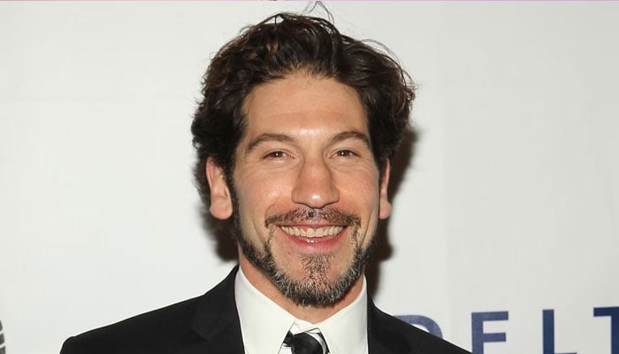 Jon Bernthal claims his first Emmy for The Bear