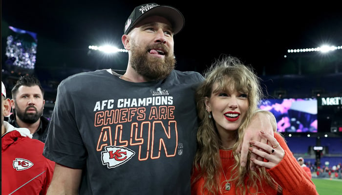 Taylor Swift, Travis Kelce go strong amid false contract controversy