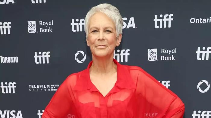 Jamie Lee Curtis awarded 2024 Creative Arts Emmys for 'The Bear' guest role