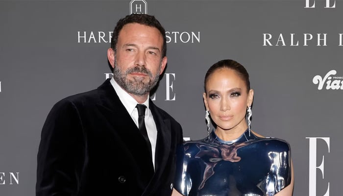 Ben Affleck spotted in public after Jennifer Lopez held Matt Damons hands