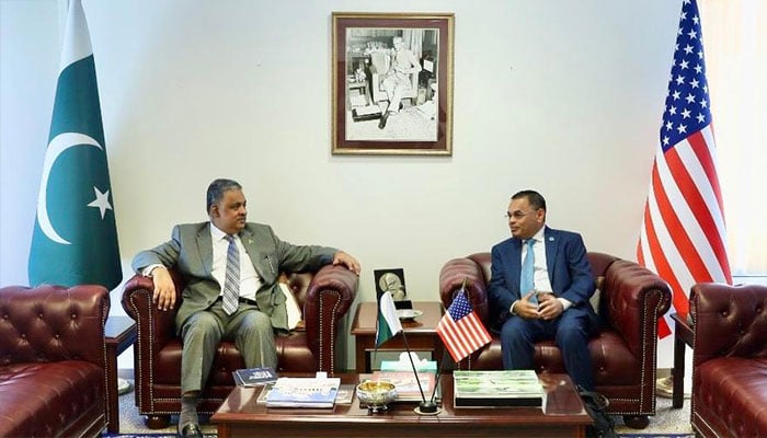 Pakistans Ambassador to the United States Rizwan Saeed Sheikh and HKSCA President Muhammad Saeed Sheikh. — Reporter