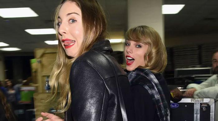 Este Haim on Taylor Swift: 'Deserves every award'