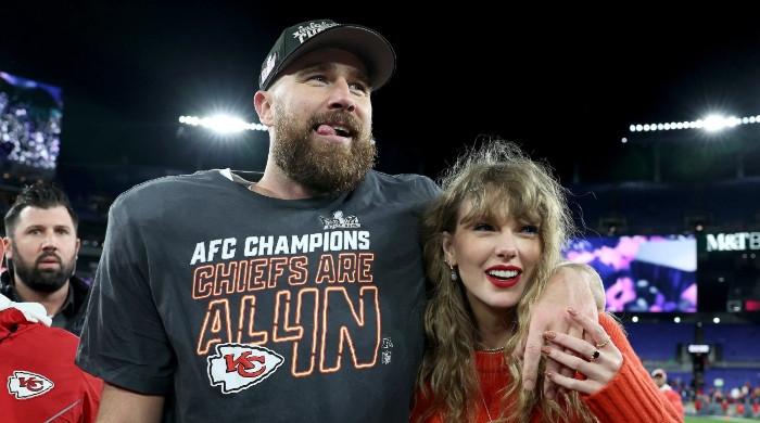 Taylor Swift likes to be connected to Travis Kelce: Report