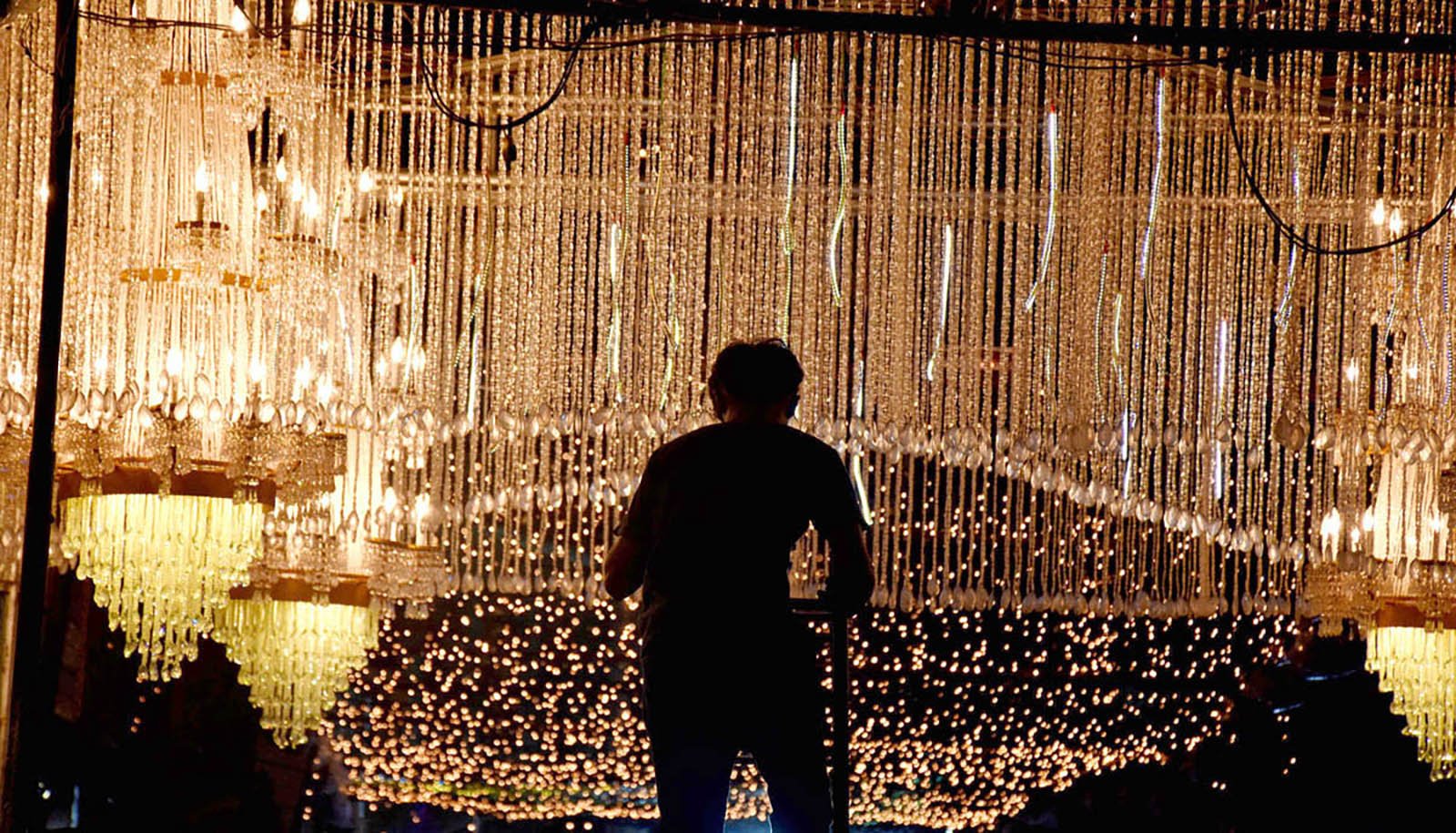 A man busy in decorating the street at Bhaati Gate to celebrate Eid Milad-un-Nabi on September 15, 2024. — APP