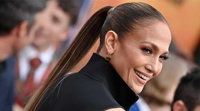 Jennifer Lopez kicks off solo era after Ben Affleck meetup