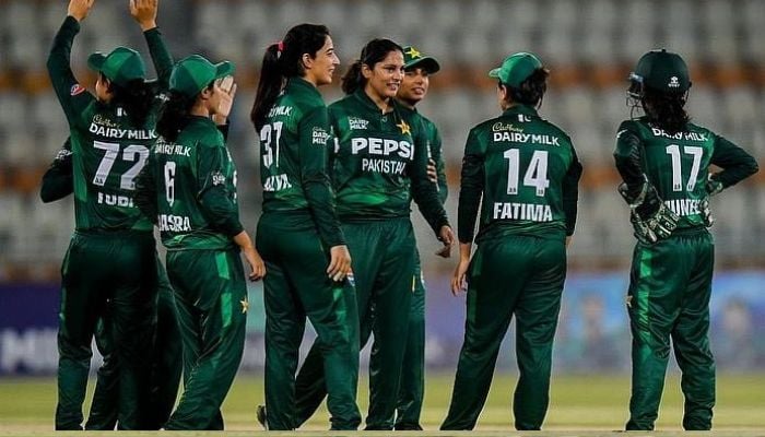 Pakistan women cricket team huddled during a match. — PCB/File