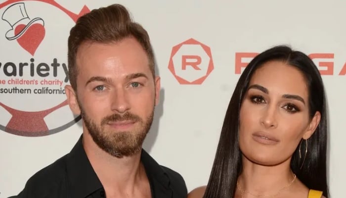 Photo: Nikki Bella plans on fighting back Artem Chigvintsev: Source