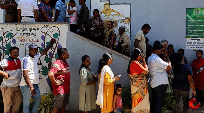 Sri Lanka begins counting of votes as polling ends