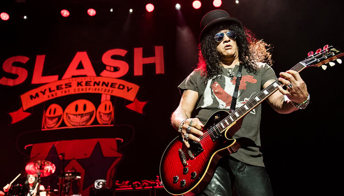 Slash to unveil details behind successful solo album: 'A blues guy'