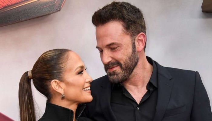 Photo: Ben Affleck says hello to past demons amid Jennifer Lopez split: Source