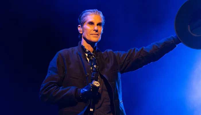 Janes Addictions tour cancellation leads Perry Farrell to seek medical help?