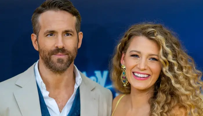 Ryan Reynolds, Blake Lively embrace fall season with casual outing