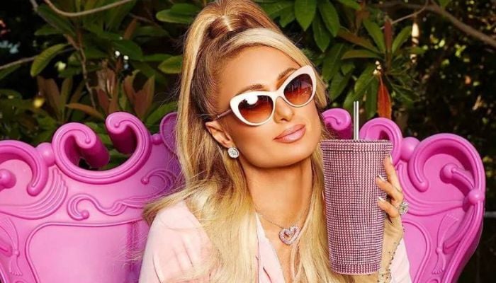 Paris Hilton surprises fans with stay like an icon suits at Beverly Hilton