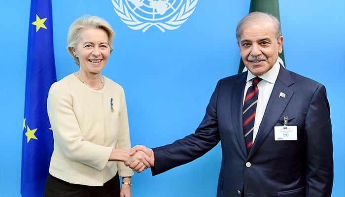 PM Shehbaz Sharif meets European Commission President Ursula Von Der Leyen on sidelines of the 79th session of the United Nations General Assembly on September 26, 2024. — PID