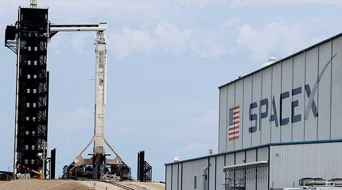 SpaceX set to launch mission to return stranded astronauts