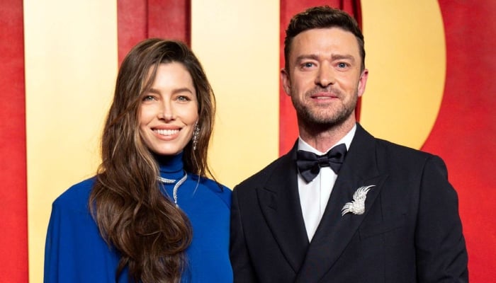 Photo: Jessica Biel still tough on Justin Timberlake behind cameras: Source