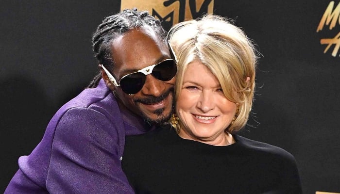 Photo: Snoop Dogg invites Martha Stewart to smoke weed: Source