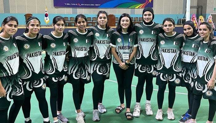 Pakistans womens netball team. —instagram/pakistannetballfederation