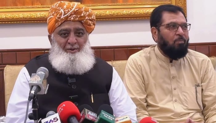 JUI-F Emir Maulana Fazlur Rehman addresses the press conference after intra-party election in Peshawar on September 29, 2024. — Screengrab via Geo News