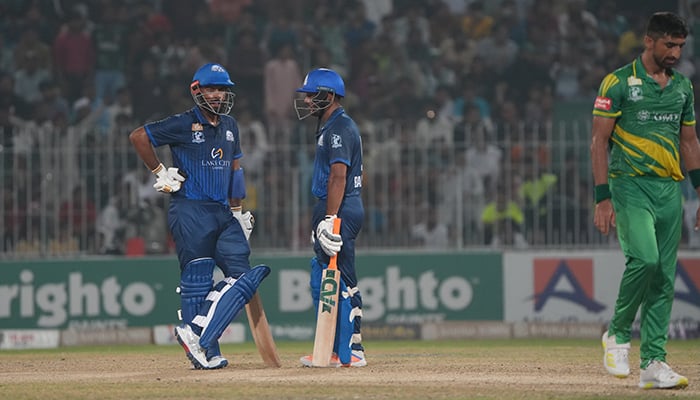 Panthers batters captured during discussion in the final match of the Champions One-Day Cup against the Markhors on September 30, 2024 at the Iqbal Stadium, Faisalabad. — PCB