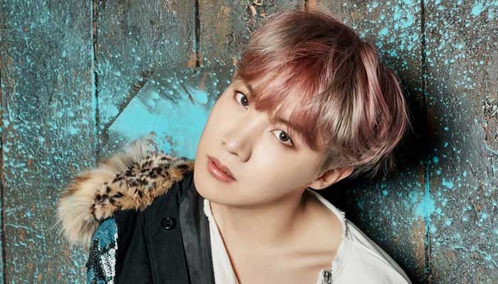 BTS J-Hope surprises fans ahead of his deployment day