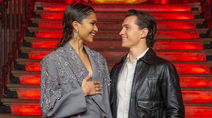 Tom Holland ‘helps’ Zendaya find peace amid chaos