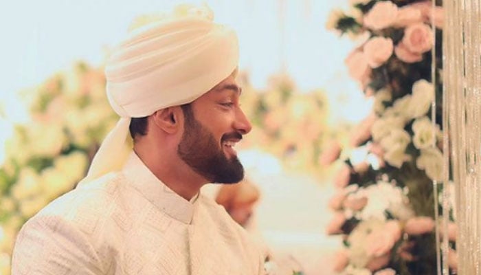 Renowned singer Umair Jaswal ties the knot again. — umairjaswalofficial