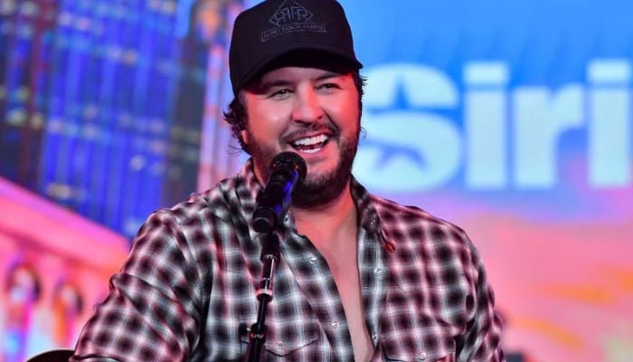 Luke Bryan clarifies Beyonce CMA snuub comments were not negative