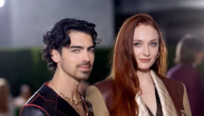 Photo: Joe Jonas to repeat history as Sophie Turner teases him with beau: Source