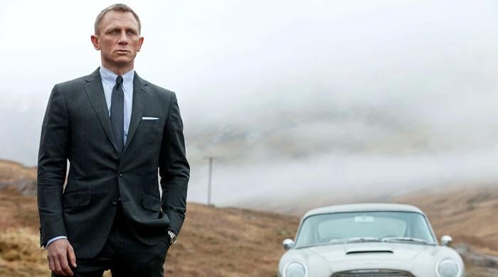 ‘James Bond’ director hits out at ‘007’ studio