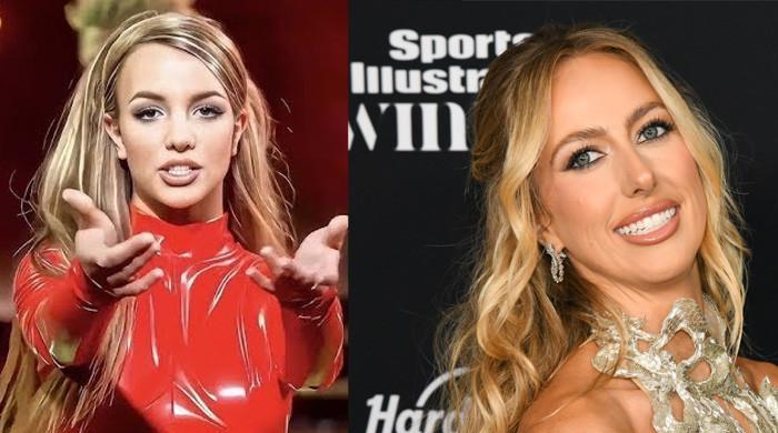 Brittany Mahomes channels Britney Spears’ iconic red look at Chiefs game