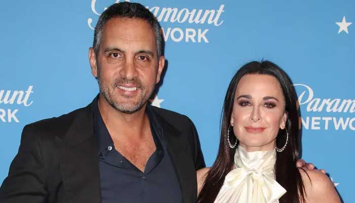 Kyle Richards, Mauricio Umansky still communicate despite separation