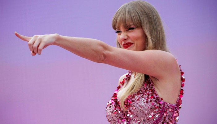 Taylor Swift turns on charity mode amid powerful storms