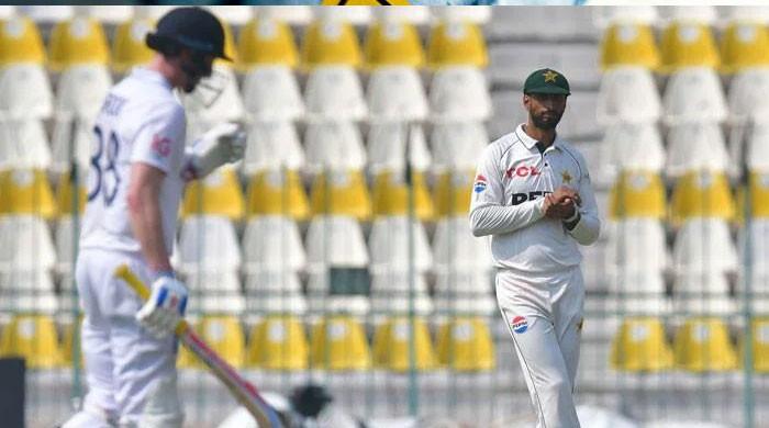 PAK vs Eng: Pakistan resume second innings on first Test’s final day